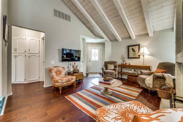 4171 Rosser Square, Dallas, TX 75244