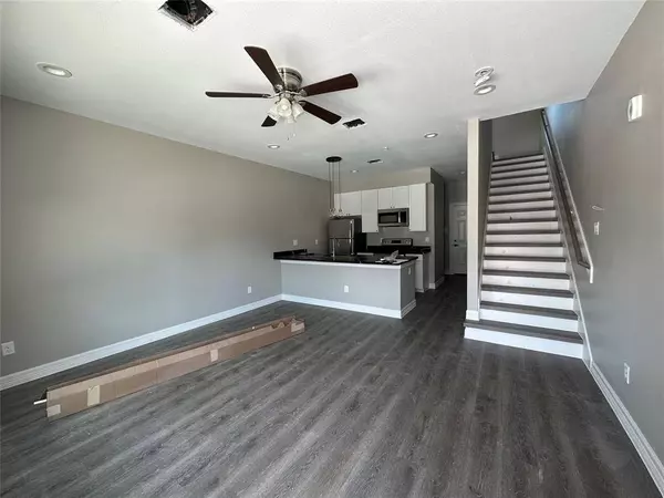 5262 Ella #200, Houston, TX 77018