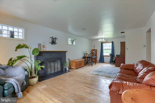 301 S 4TH ST, Steelton, PA 17113