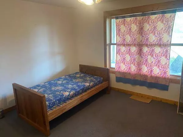 61848 Cloverdale RD, Askov, MN 55704