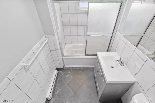 209 Lewis St, Phillipsburg Town, NJ 08865