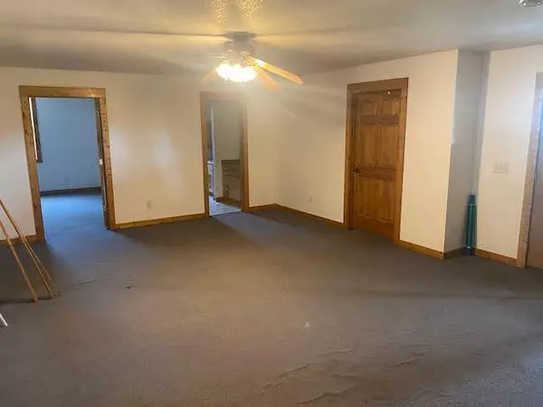 61848 Cloverdale RD, Askov, MN 55704