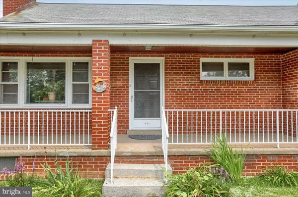 301 S 4TH ST, Steelton, PA 17113