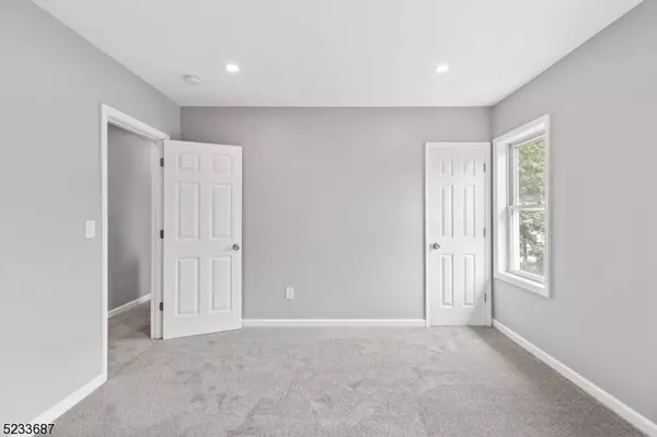 209 Lewis St, Phillipsburg Town, NJ 08865