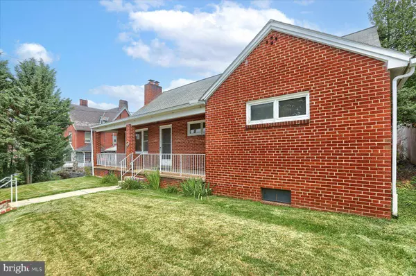 301 S 4TH ST, Steelton, PA 17113