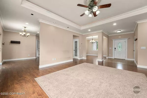 3752 N Sasha ST, Wasilla, AK 99623