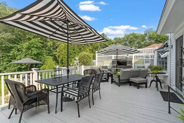 80 Salem St, Andover, MA 01810