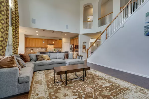 1200 Apache Lake Drive, Carrollton, TX 75010