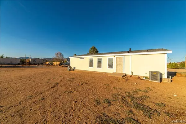 3329 N Heber RD, Golden Valley, AZ 86413