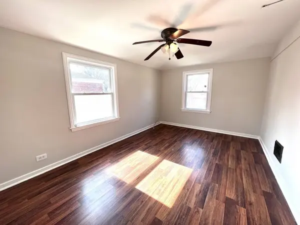 9837 S Bensley Avenue, Chicago, IL 60617