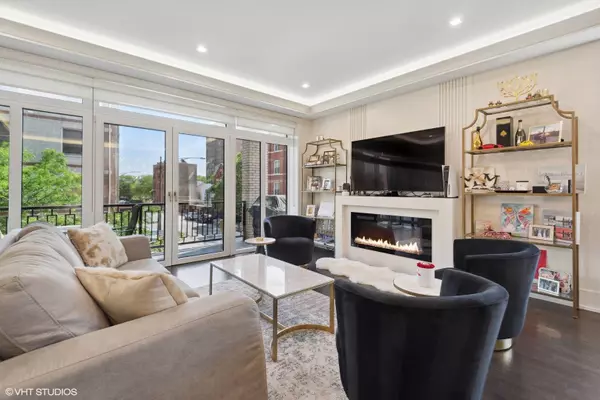 1370 W WALTON Street #2W, Chicago, IL 60642