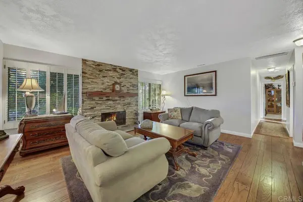 1593 Lone Oak RD, Vista, CA 92084