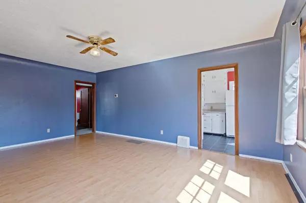 927 E Glass Ave, Spokane, WA 99207