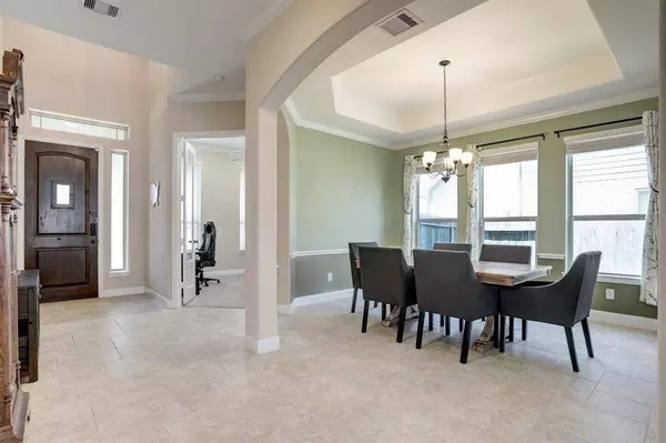 1505 Royal Field LN, Friendswood, TX 77546