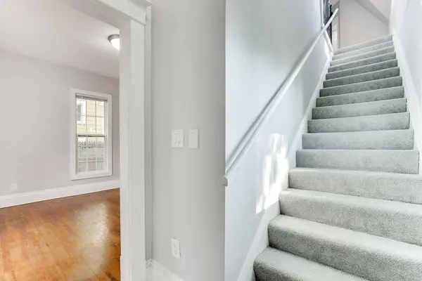 1524 Charles AVE, Saint Paul, MN 55104