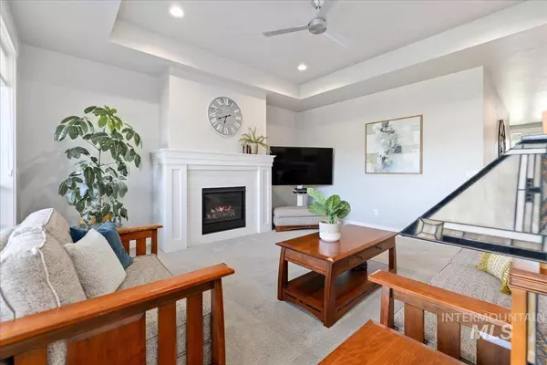 5902 S Wayland Way, Meridian, ID 83642