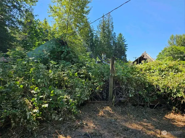 10616 148th AVE SE, Renton, WA 98059