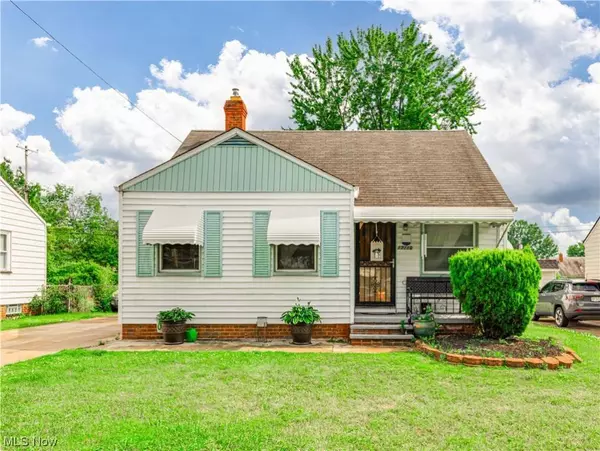 17110 Holly Hill DR, Cleveland, OH 44128