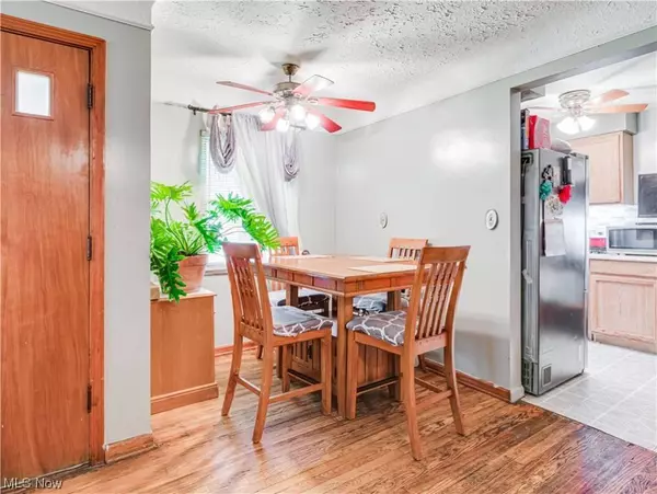 17110 Holly Hill DR, Cleveland, OH 44128