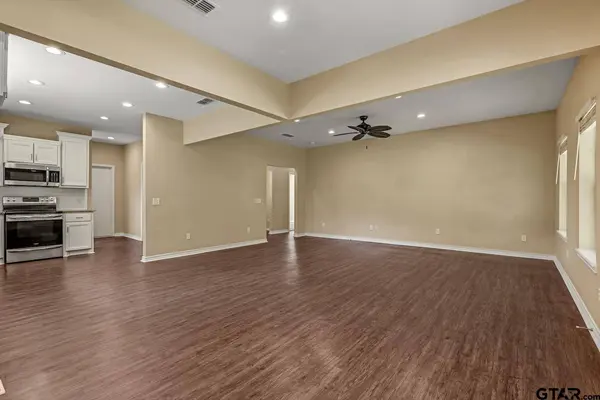 506 3rd St, Bullard, TX 75757