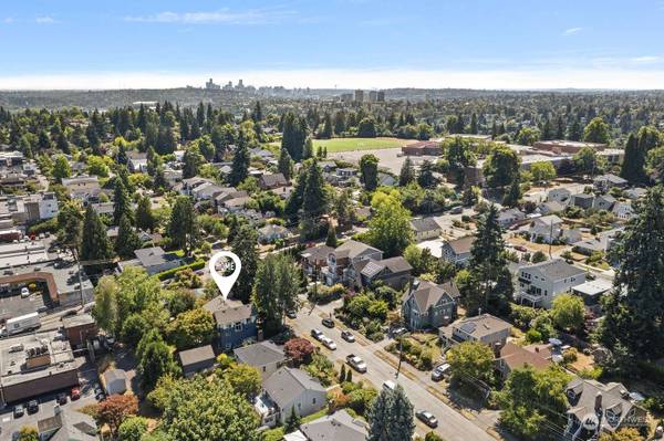 7510 34th AVE NE, Seattle, WA 98115