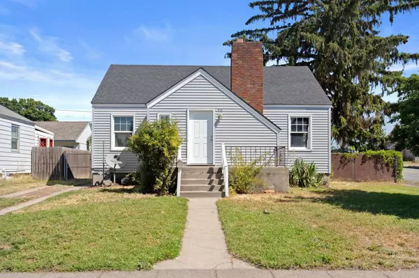 927 E Glass Ave, Spokane, WA 99207