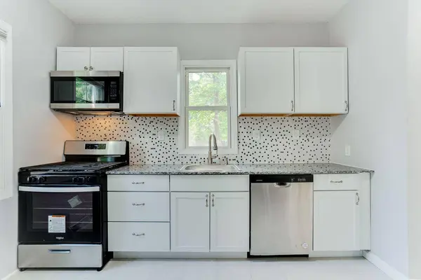 1524 Charles AVE, Saint Paul, MN 55104