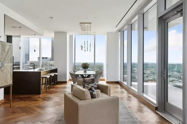 255 Hennepin Avenue #3206, Minneapolis, MN 55401