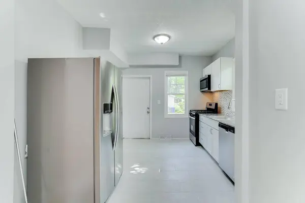 1524 Charles AVE, Saint Paul, MN 55104