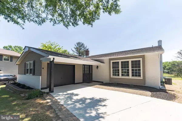 113 RAMBLEWOOD PKWY, Mount Laurel, NJ 08054