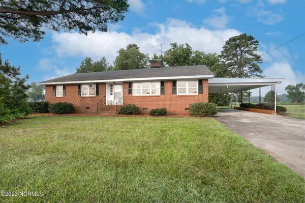 1006 N Nc 58 Highway, Nashville, NC 27856