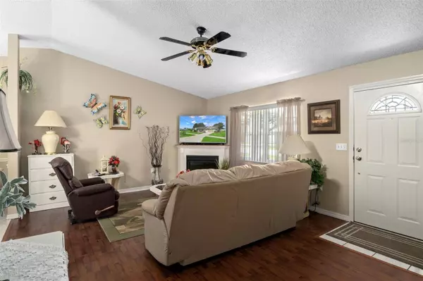 7315 LANDOVER DR, Zephyrhills, FL 33540