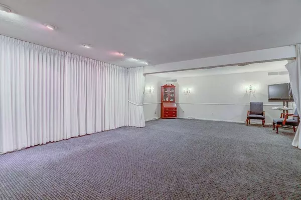 1500 Manchester, Middletown, OH 45042