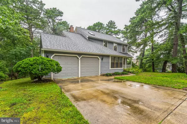 14 KINGS CROFT LN, Voorhees, NJ 08043