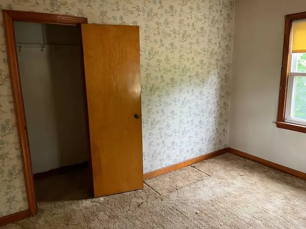 418 Dixon ST, Streator, IL 61364