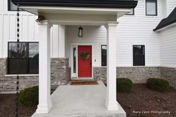 13002 Peppertree Drive, Plainfield, IL 60585