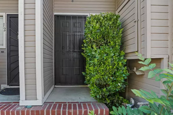 2470 Northrop AVE, Sacramento, CA 95825