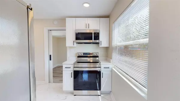 1219 54TH AVE N, St Petersburg, FL 33703