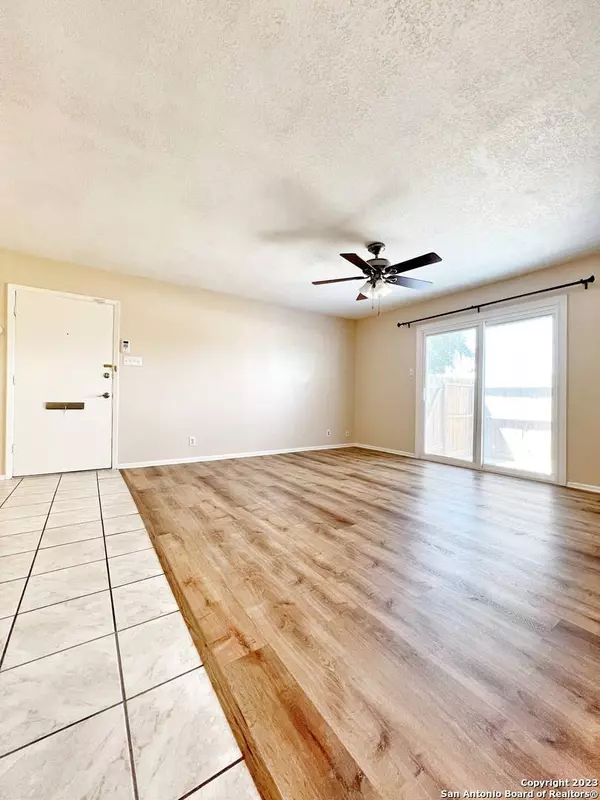 6718 Callaghan Rd UNIT 510, San Antonio, TX 78229