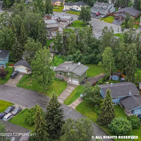 6133 Kensington DR, Anchorage, AK 99504