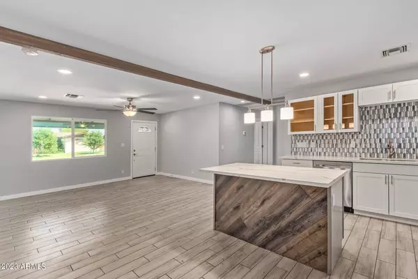 1308 S BECK Avenue, Tempe, AZ 85281