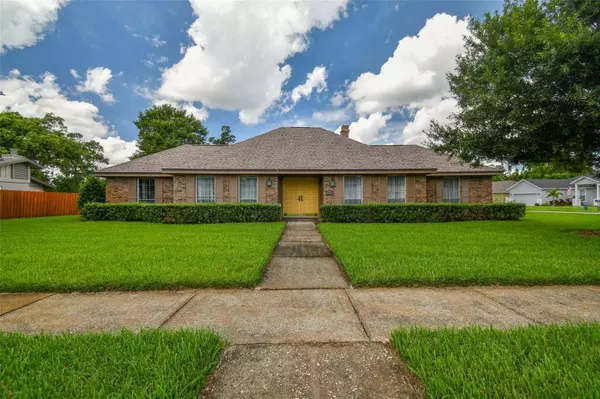 1709 TEAKWOOD DR, Plant City, FL 33563