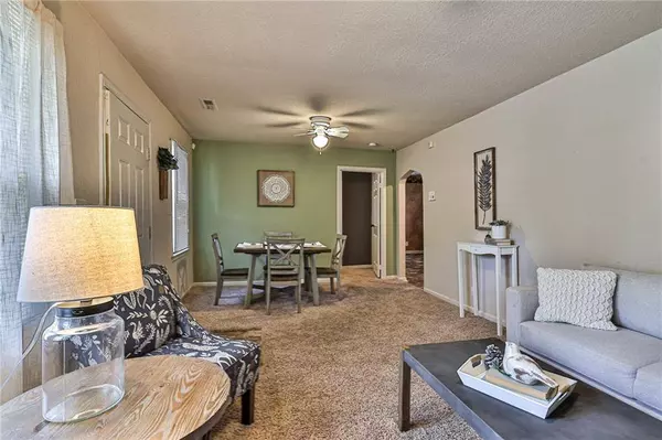 220 Washington ST, Buckner, MO 64016