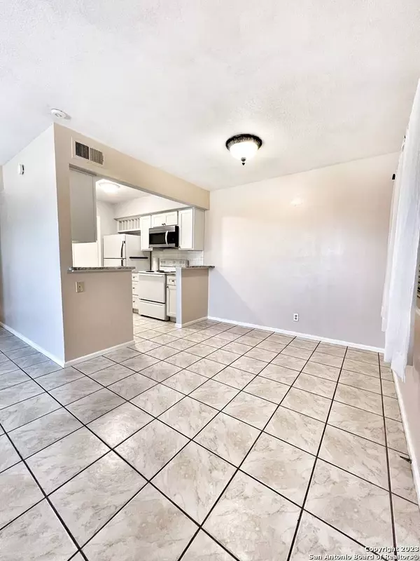 6718 Callaghan Rd UNIT 510, San Antonio, TX 78229