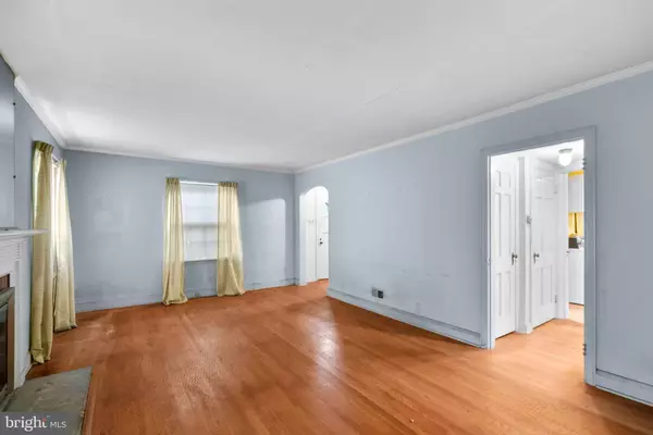 6824 CAMPFIELD RD, Gwynn Oak, MD 21207