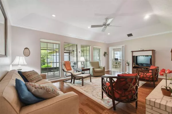 1709 TEAKWOOD DR, Plant City, FL 33563