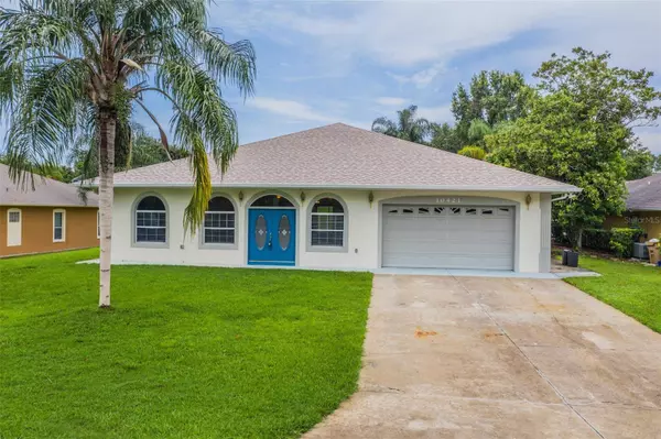 10421 CALLE DE FLORES DR, Clermont, FL 34711