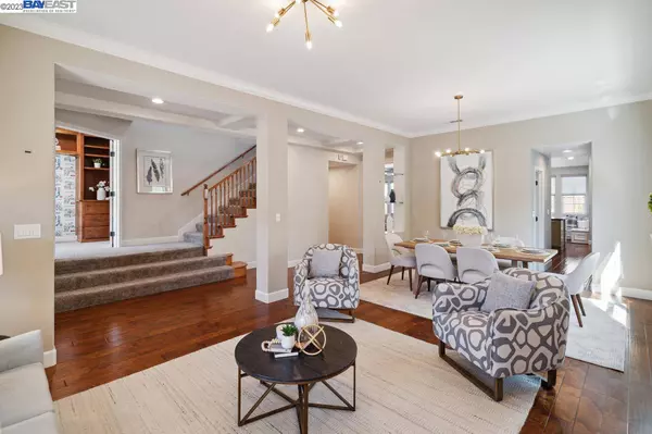 233 Silk Hill Ct, San Ramon, CA 94582