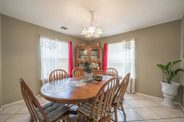 314 English Saddle, San Antonio, TX 78227