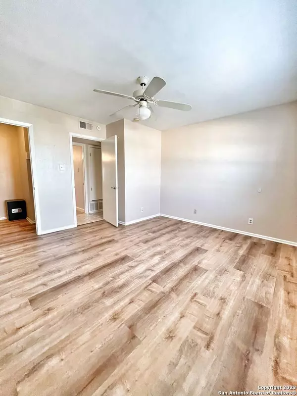 6718 Callaghan Rd UNIT 510, San Antonio, TX 78229